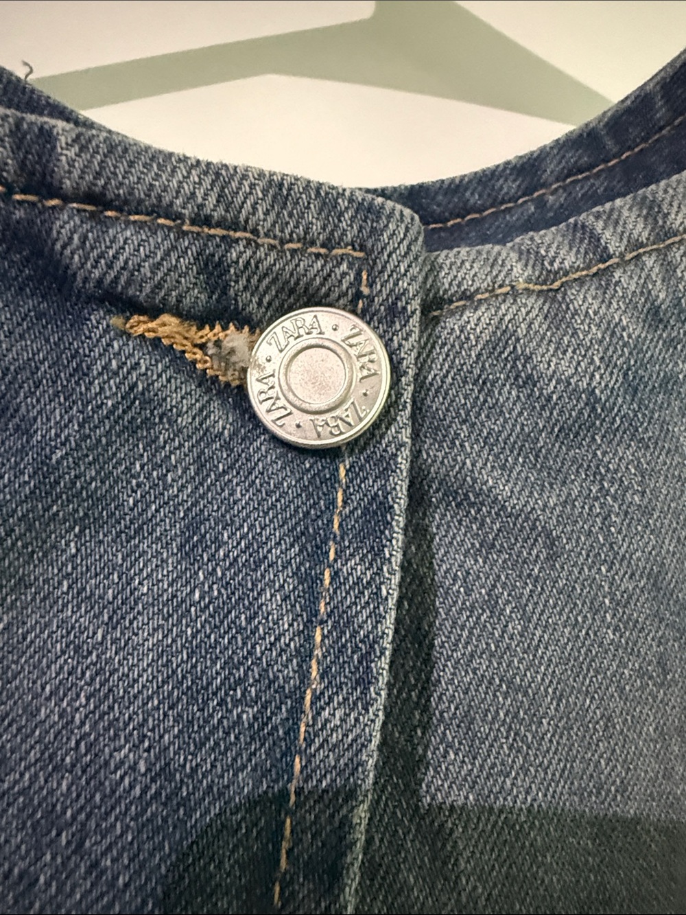Zara Denim and Blue -Gray Lace Sleeveless Top - Picture 4 of 5